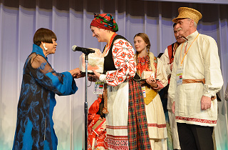 Ethnic costume department (Belarus pair)