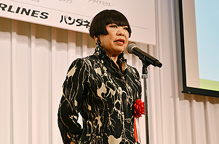 Ms. Junko Koshino, an international designer, was the chairperson of the Best Dressers Awards this year.