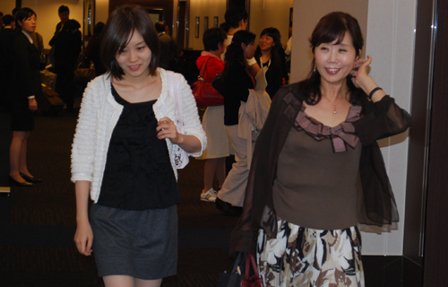 Ayumi Suzuki 4-dan , Seiko Ogawa 6-dan