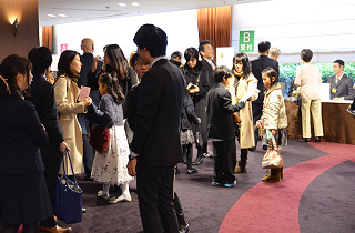 Reception desk for the Araki Cup handicap tournament