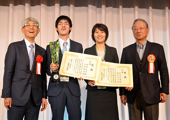 優勝は藤原・平野 ペア（日本）