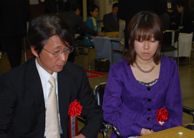 Kana Mannami 4-dan , Satoru Kobayashi 9-dan