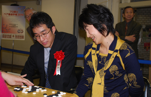 Mika Yoshida 8-dan , Iso Ko 7-dan