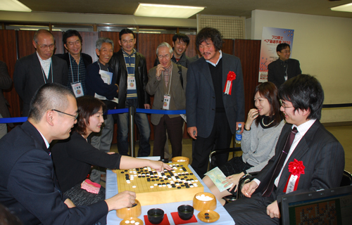 Yoko Kuwabara 5-dan , Satoshi Yuki 9-dan , Akino Izawa 4-dan , Keigo Yamashita Kisei
