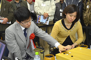 大沢奈留美四段・二十五世本因坊治勲(趙治勲)ペア
