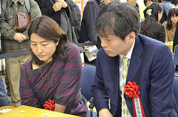 桑原陽子六段・高尾紳路九段ペア